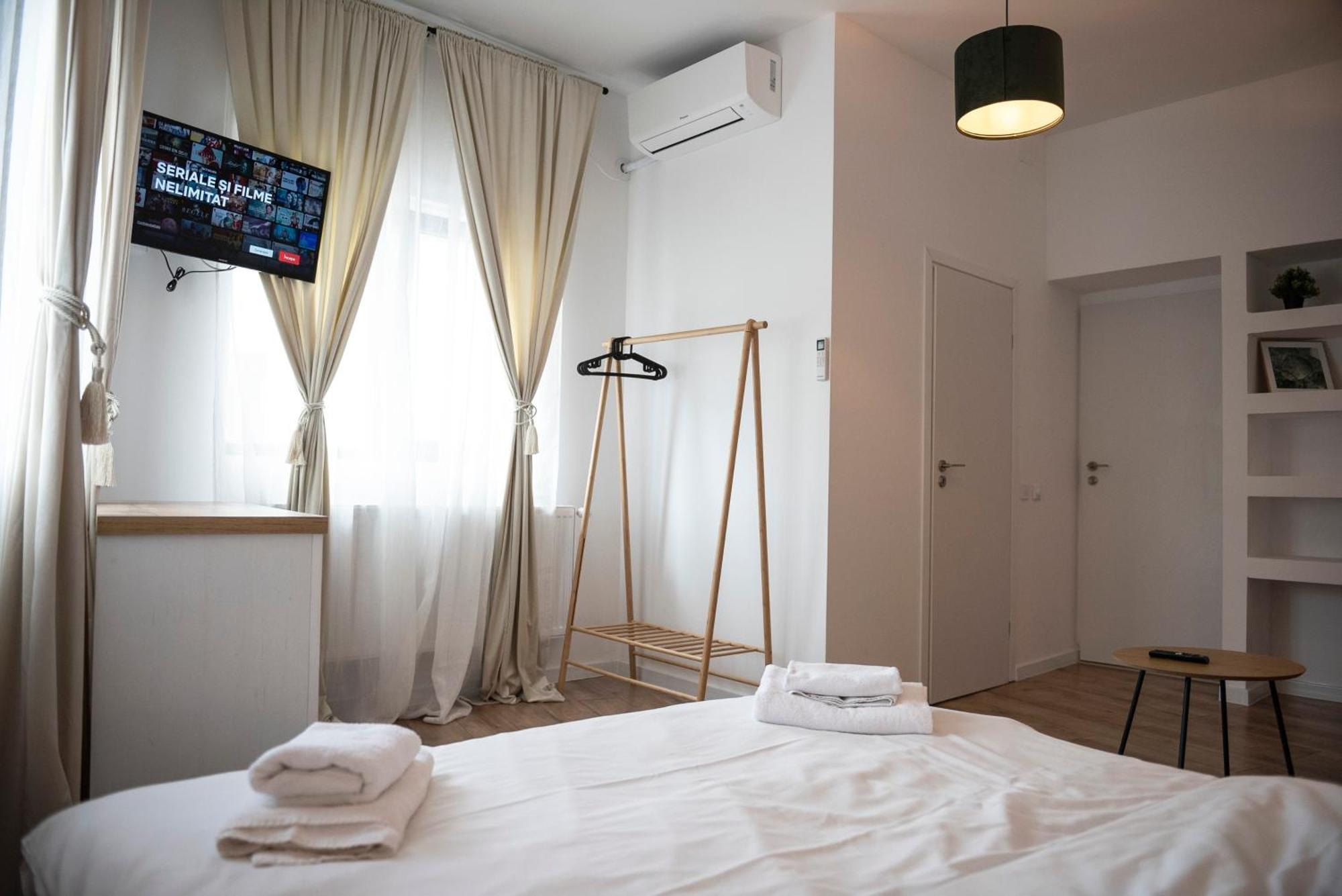 Lazynest Residence Bukarest Zimmer foto