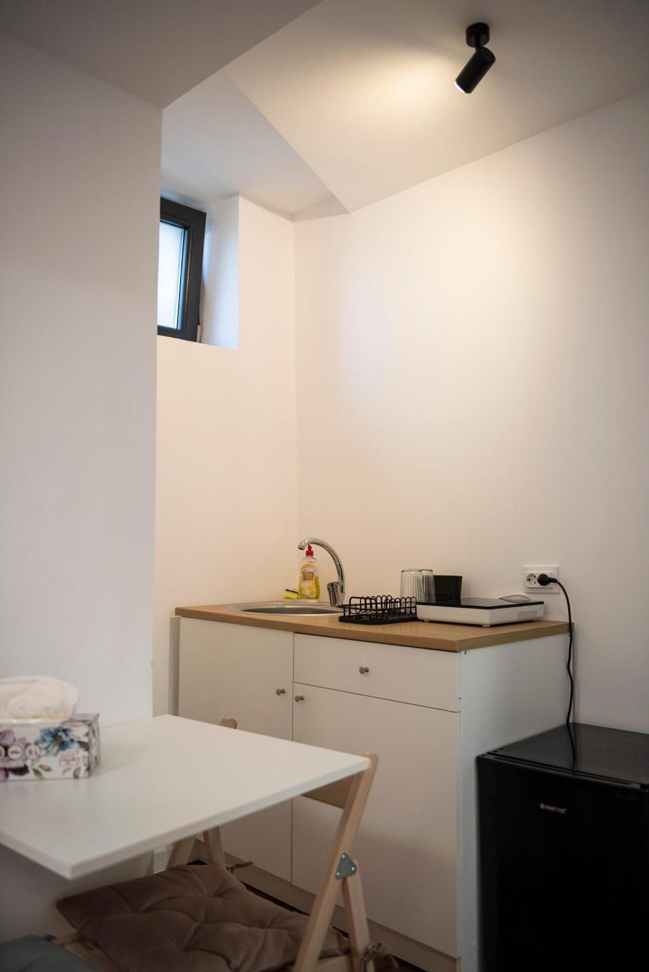 Lazynest Residence Bukarest Zimmer foto